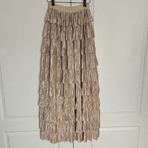 Casual Tan Tiered Maxi Skirt - Picture 6 of 16